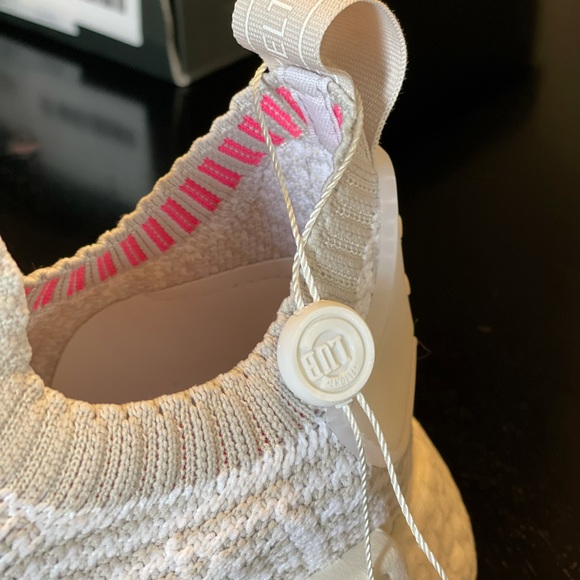 Adidas NMD R1 STLT PK Shoes White Grey Solar Pink - Picture 2 of 4